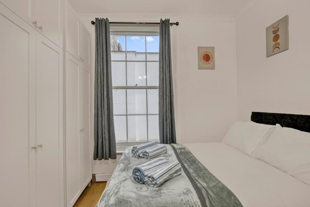 Cosy 2-Bedroom Flat Paddington Londra Dış mekan fotoğraf