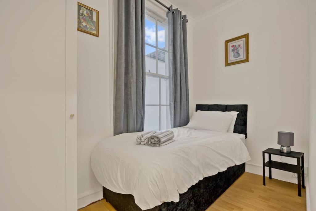 Cosy 2-Bedroom Flat Paddington Londra Dış mekan fotoğraf